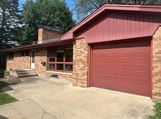 810 N Fell Ave, Normal, IL 61761