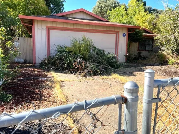 5024 Clover Glen Way, Sacramento, CA 95824