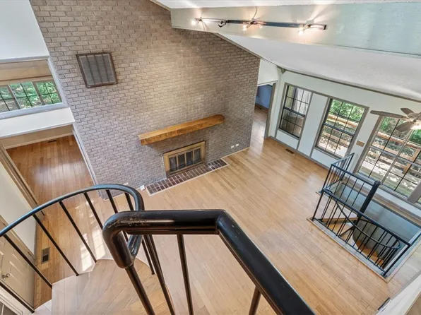 4224 N Taliesin Ln, Fayetteville, AR 72703