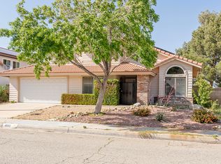 4603 Grandview Dr, Palmdale, CA 93551