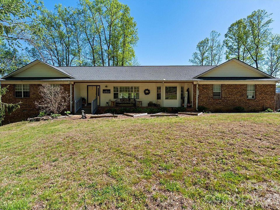 1st image of 441 Hunters Glen Ln