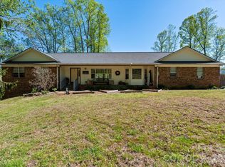 441 Hunters Glen Ln, Hendersonville, NC 28739