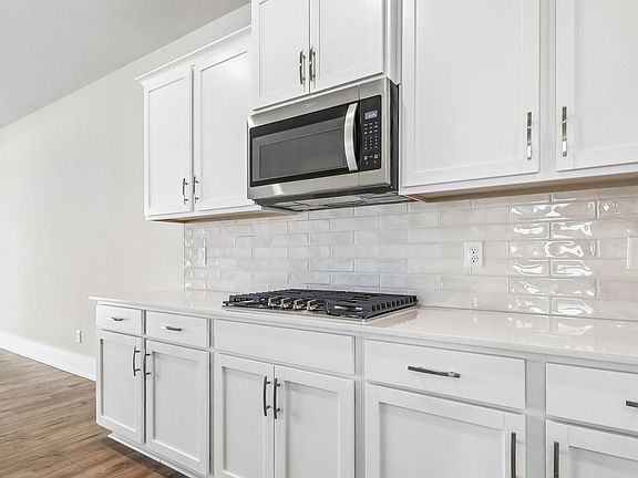 3rd image of 607 Shining Sun Ct