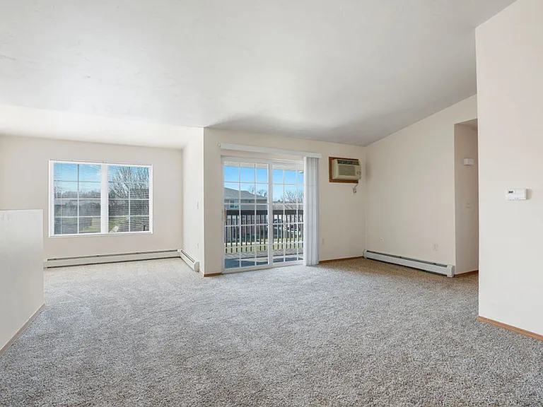 Havenwood Pointe Apartments — Photo 8