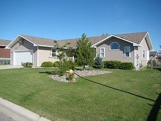 2nd image of 520 S Pinnacle Dr