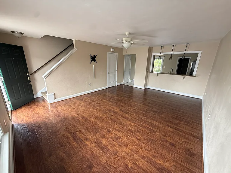 6748 Village Green Dr — Photo 3