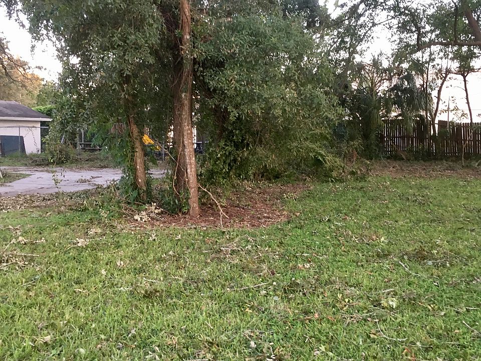 1st image of 822 Symonds Ave