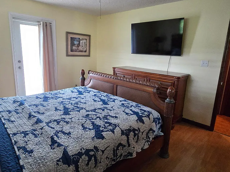 410 Coconut Dr — Photo 7