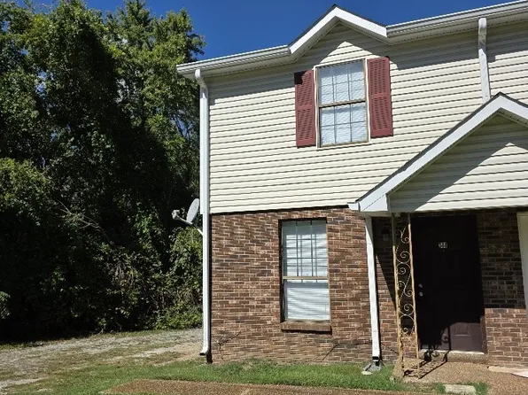344 E Webster St, Madison, TN 37115