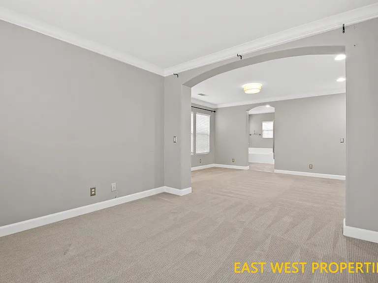 7 Pearleaf — Photo 18