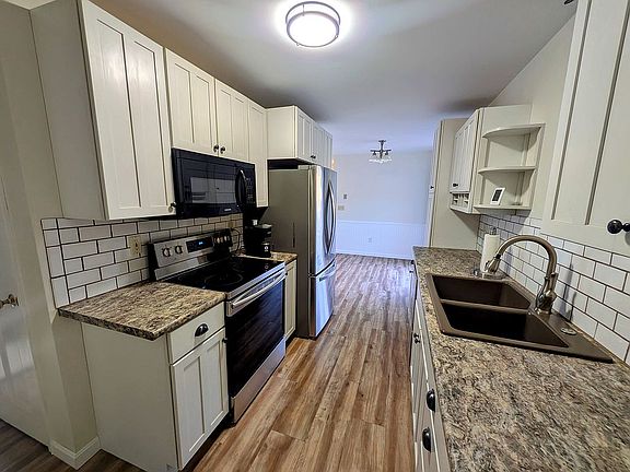 2nd image of 62 Gentes Rd