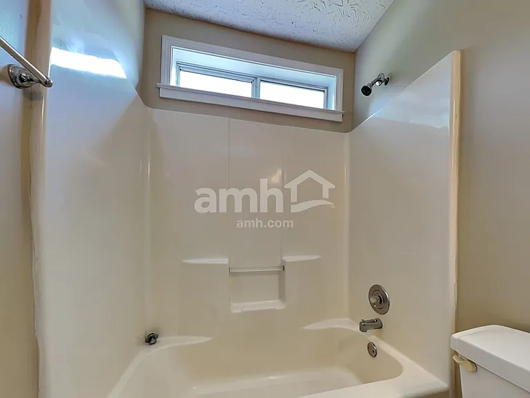 2510 Baysridge Dr NW — Photo 15