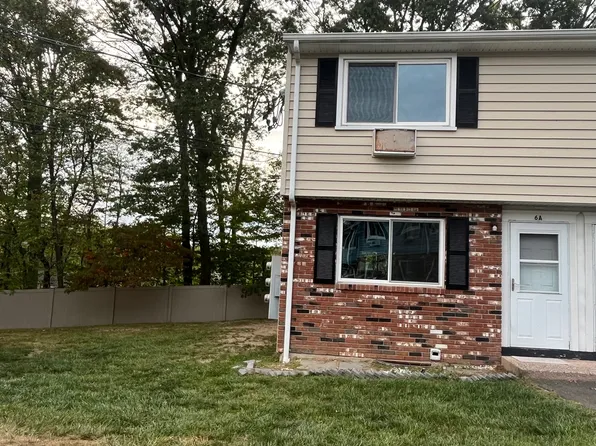 461 Spring Street APT 6A, Naugatuck, CT 06770