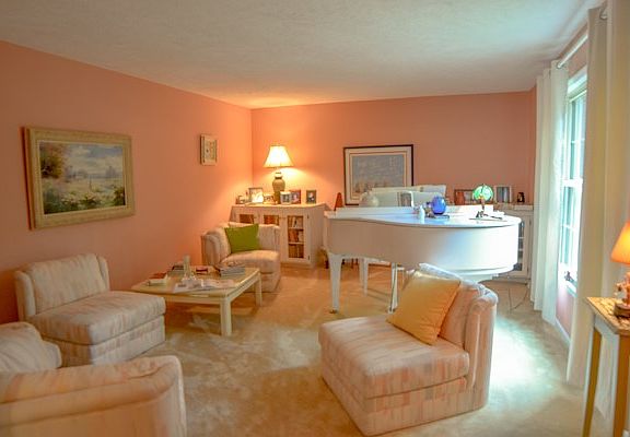 5th image of 1753 Huckleberry Dr
