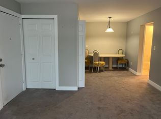 2419 Riverside Dr #307-B, Trenton, MI 48183