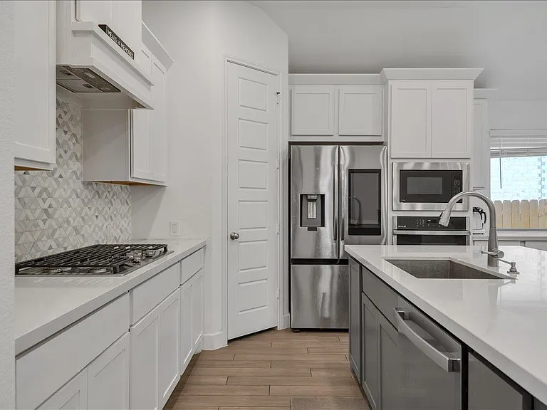 5844 Sean Paul Ln — Photo 20