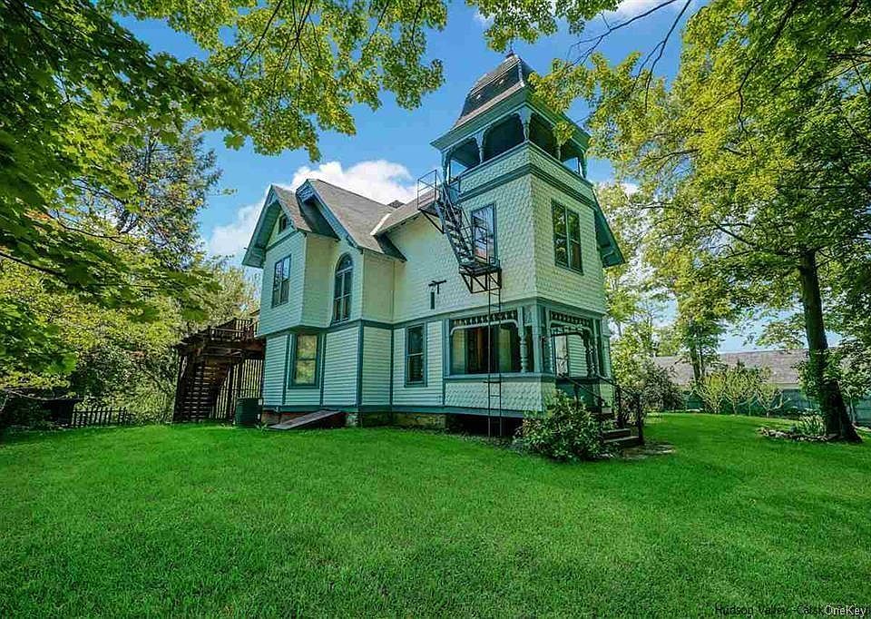 20 Church St, New Paltz, NY 12561 Zillow