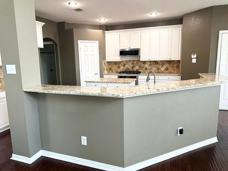 806 Cascades Dr — Photo 19