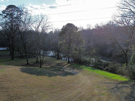4th image of 129 Briarwood Ter