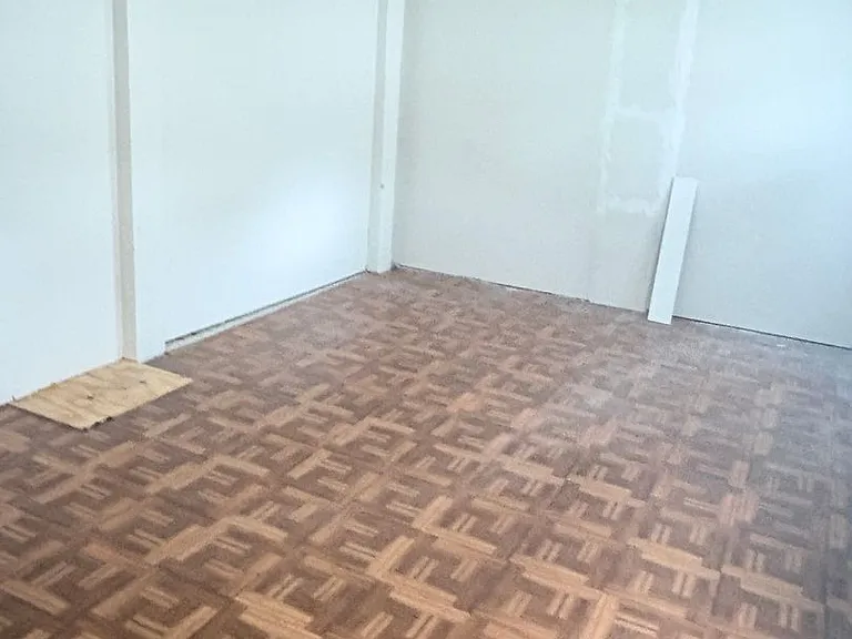 104 Lenwood Ct — Photo 3
