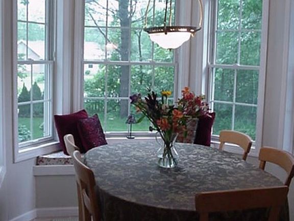 5th image of 6 Queensbury Ct