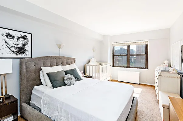 Sold by Real Direct | media 9