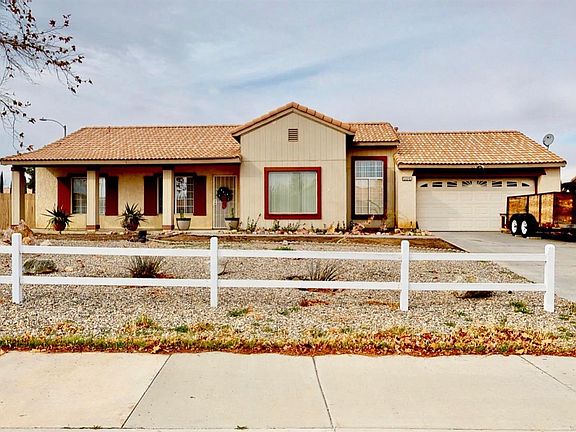 3rd image of 12910 Lantern Ln