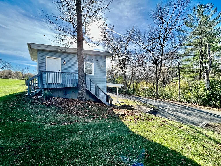 6195 Kalbfleisch Rd — Photo 33