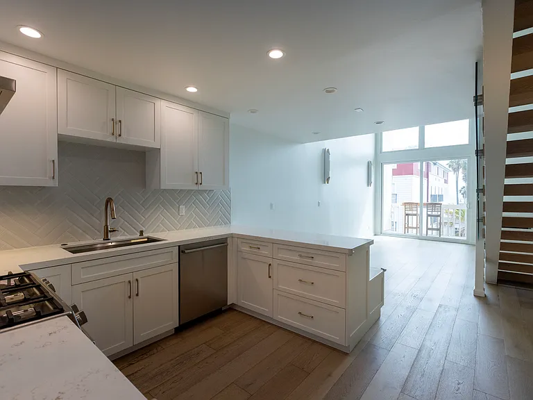 22 Navy St #306 — Photo 12
