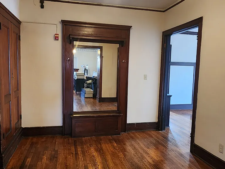 St. James Court Historic Apartments — Photo 58