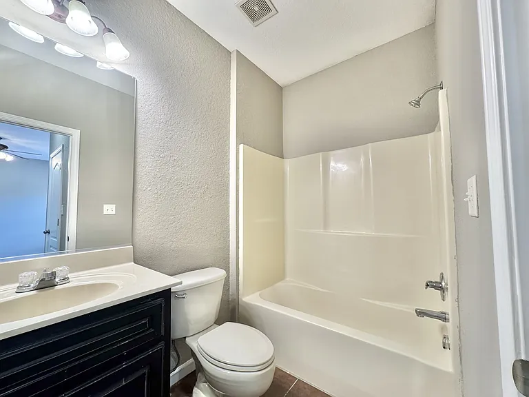 942 E Craighead Forest Rd #107 — Photo 33