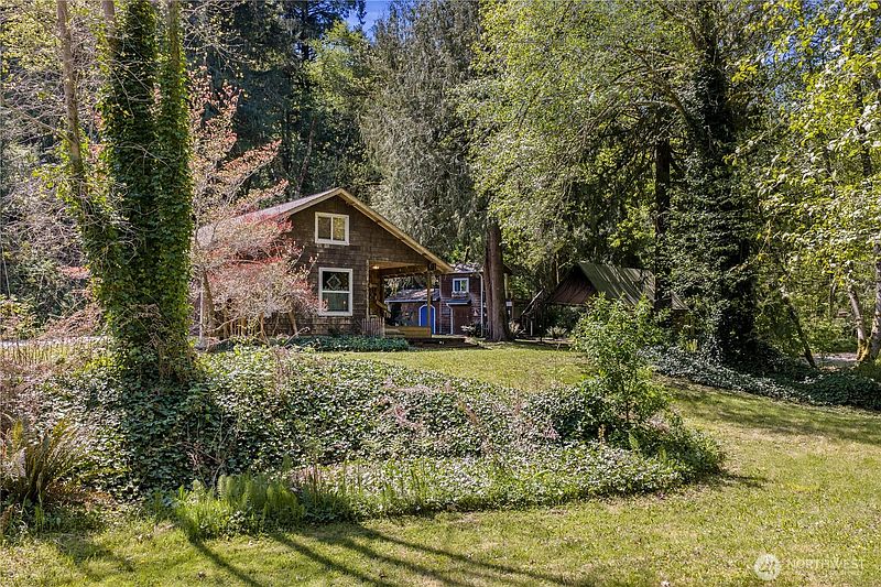 3rd image of 400 N Finch Creek Road