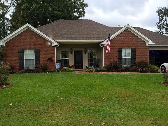 5th image of 434 Oak Lawn Dr