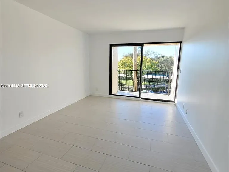 10001 W Atlantic Blvd #324 — Photo 10