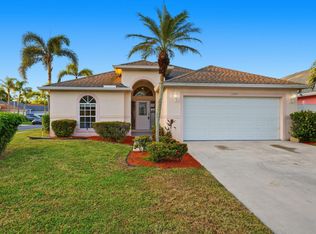 13297 Emerald View Ct, Wellington, FL 33414