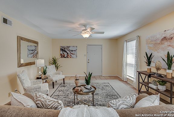 4th image of 140 Patterson Ave APT 402