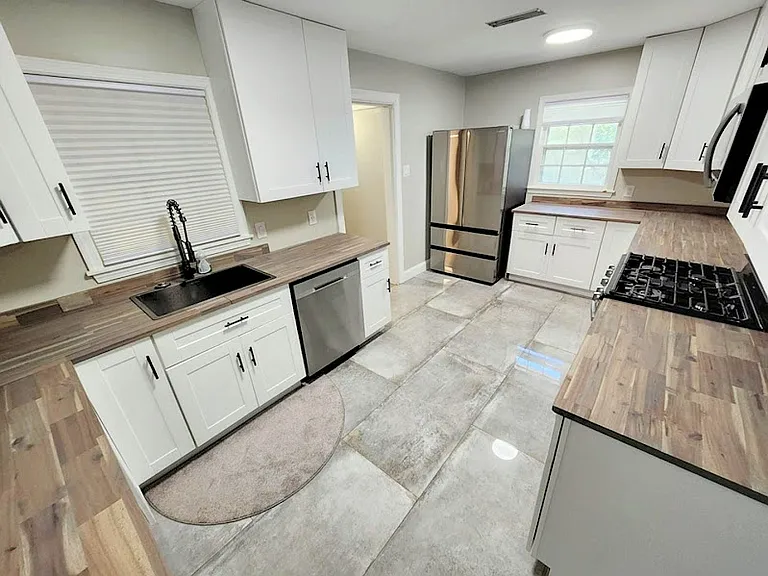 5259 Sequoia Ave — Photo 7