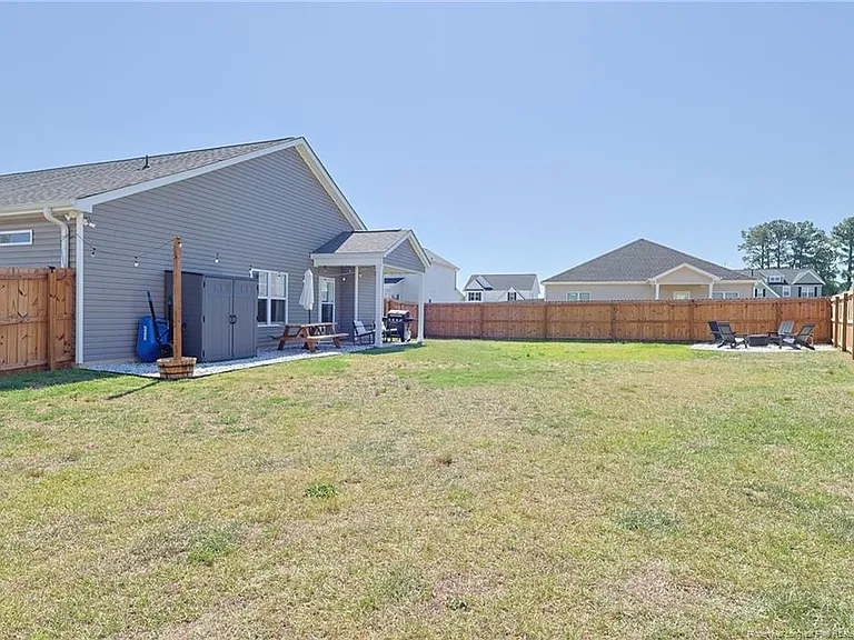 137 Wright Woods Ln — Photo 24