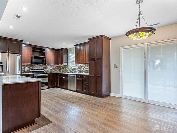 5th image of 1030 Nila Gay Ct