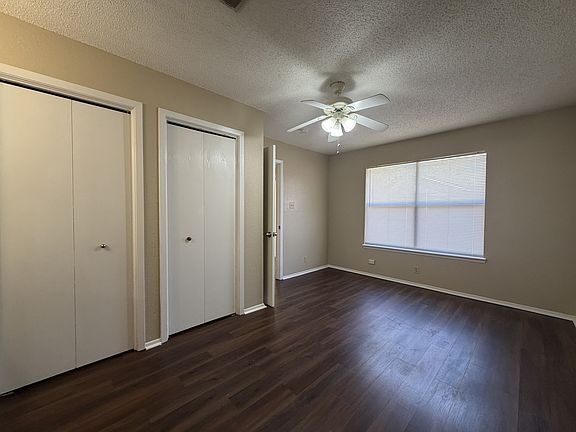 4th image of 1006 Ridgemont St