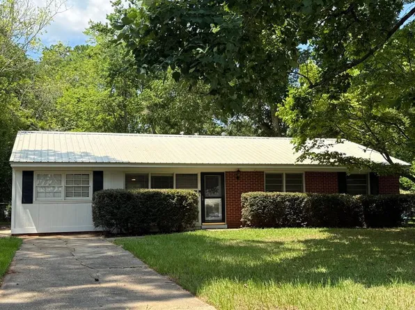 2311 Pembroke Dr, Albany, GA 31707