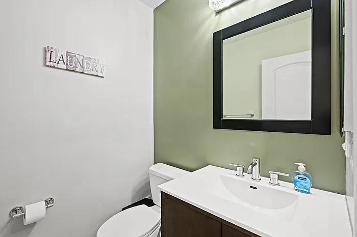 135 Underhill Dr — Photo 12
