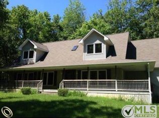 12362 White Lake Rd, Fenton, MI 48430