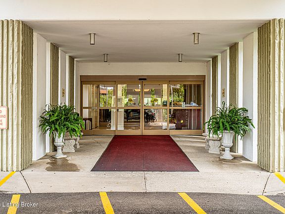3rd image of 5100 Us Highway 42 APT 622