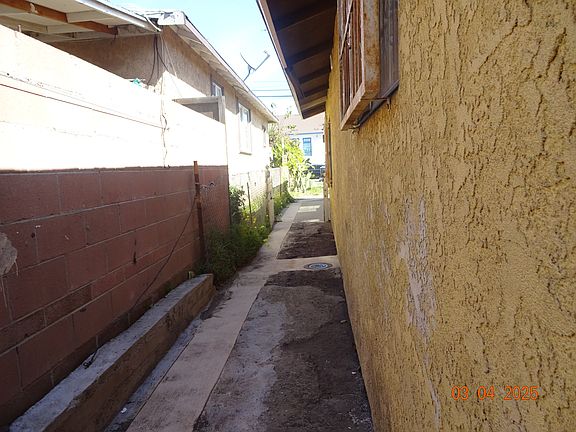 Kitchen Back Door Walk To Carport