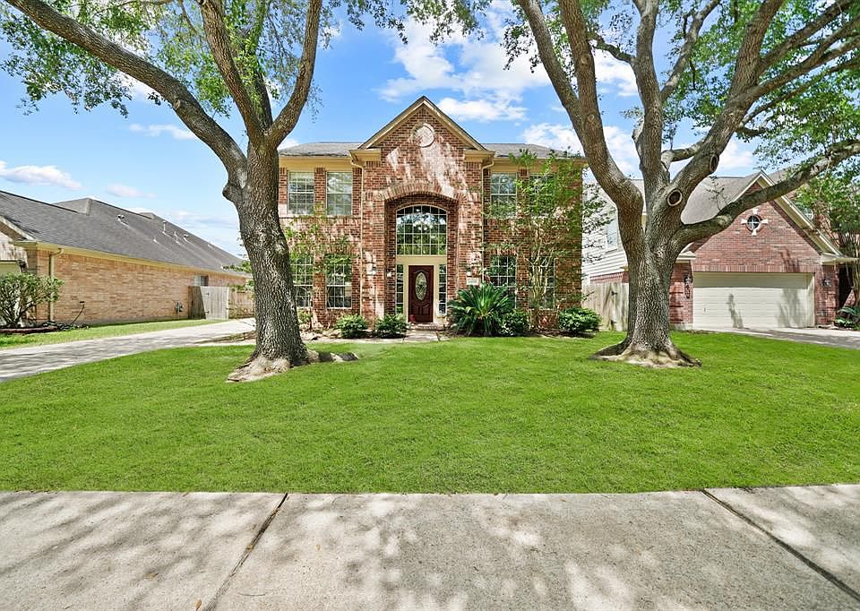 1st image of 6403 Lauren Ln
