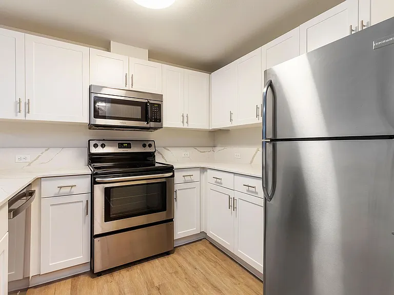 St. Theodore Apartments on Roosevelt! — Photo 28