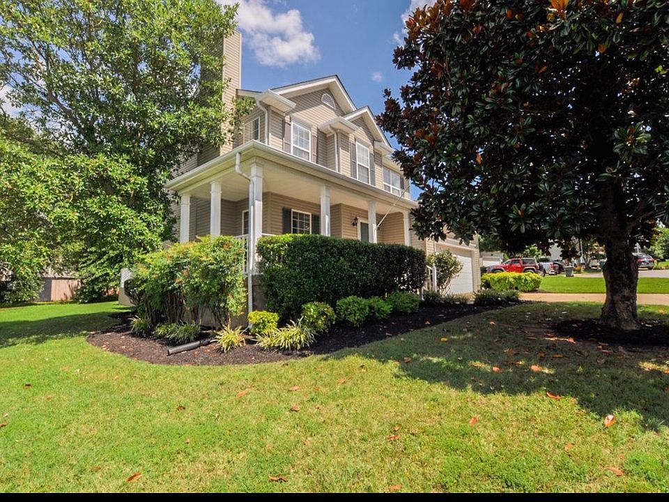 1st image of 612 Sweetwater Cir