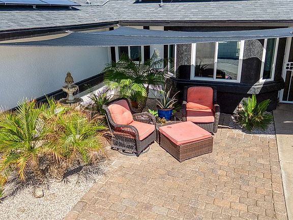3rd image of 673 Lilac Lane