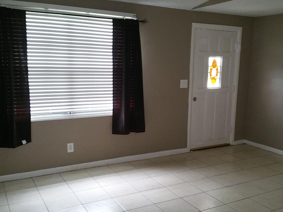 1st image of 7101 N Center Dr